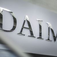 Daimler, multado en Alemania con 870 millones de euros por vender coches diésel manipulados