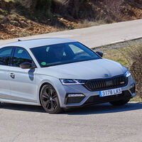 
El nuevo Skoda Octavia RS ya está disponible en todas sus versiones, incluida la PHEV de 245 CV: todos sus precios