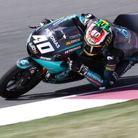 Darryn Binder se divierte en Losail e Izan Guevara se cuela en primera fila en su primer Gran Premio