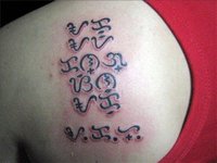 Recuerdo de viaje: ¿Sabes lo que te has tatuado?