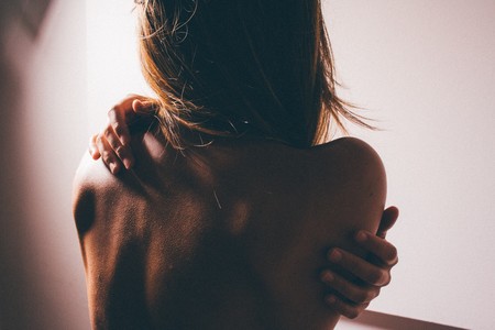 Parches de calor para combatir el dolor, ¿de verdad funcionan?