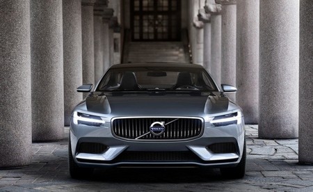 Volvo Concept Coupé 03