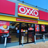 Oxxo ya no se conforma con las compras de último minuto: ahora quiere un lugar en tu despensa 