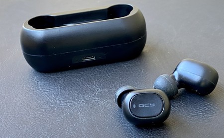 Estos auriculares low cost son los más vendidos de Amazon: los hemos probado 
