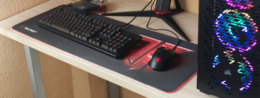 Como jugador de PC, pocos accesorios me han resultado tan útiles como una alfombrilla XXL