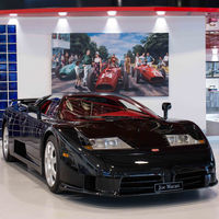 ¿Tienes 1 millón de euros? Entonces tienes un rarísimo Bugatti EB110 SS: 611 CV, negro y ¡con sólo 1.050 km! 
