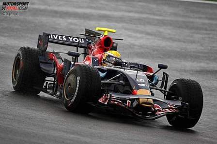 Sebastien Buemi, el más rápido en un húmedo primer día