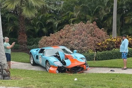 Choca Su Ford Gt De 700 000 Dolares Por No Saber Manejar Manual