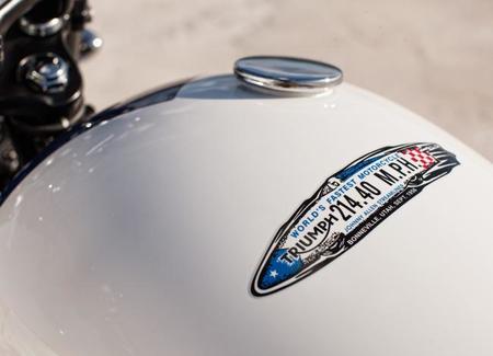 Triumph Bonneville T214 2015 05