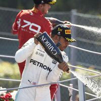 Fichar a Lewis Hamilton ha hecho aún más ricos a los accionistas de Ferrari. Han subido un 12% en bolsa en un día 
