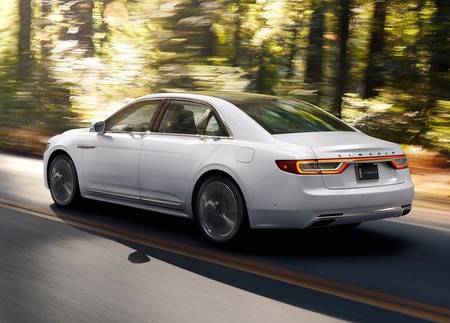 Lincoln Continental 2