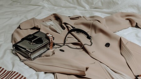 La mejor inversión en moda del Prime Day es este bolso Love Moschino que lo tiene todo: es práctico, atemporal y está rebajadísimo