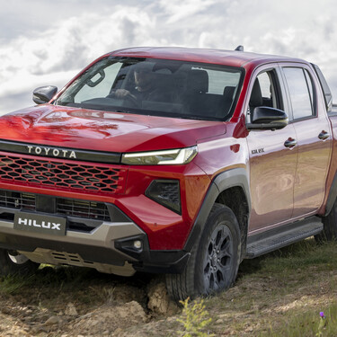 La Toyota Hilux 2027 ya tiene precio en México: cambio total para la resistente pick-up japonesa