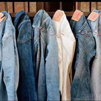 Levi's lanza sus vaqueros del verano: son cortos, cuestan menos de 30 euros y los podemos combinar como queramos  