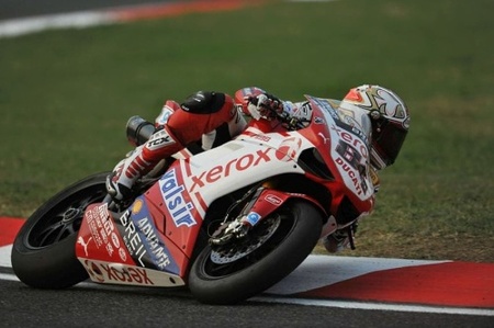 Michel Fabrizio hace la pole para Ducati en Imola