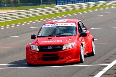 Lada participará en dos pruebas del WTCC en 2012