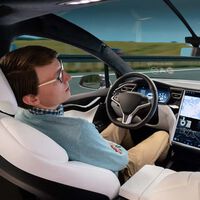 Se duerme 40 km al volante de su Tesla con el piloto automático activado, y la policía interrumpe su siesta para arrestarlo