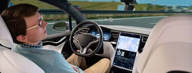 Se duerme 40 km al volante de su Tesla con el piloto automático activado, y la policía interrumpe su siesta para arrestarlo