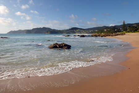 Salitre, el enemigo silencioso del coche en la playa