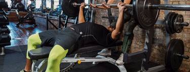 Si buscas ganar músculo los básicos no son la mejor opción: la mejor alternativa a la sentadilla, a la banca y al peso muerto 