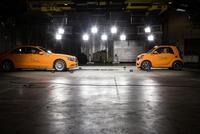 Así queda uno de los nuevos smart cuando lo chocas contra un Clase S y lo grabas en vídeo