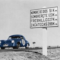 Tiene más de 30.000 kilómetros, atraviesa 14 países y dio nombre a una de las carreras más míticas de la historia: así es la carretera más larga del mundo