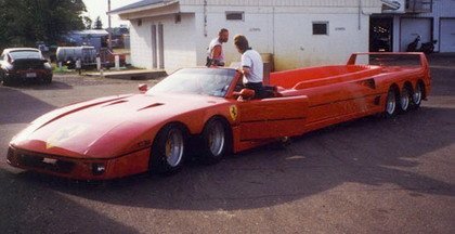 El Ferrari de 10 ruedas y otras grandes limusinas
