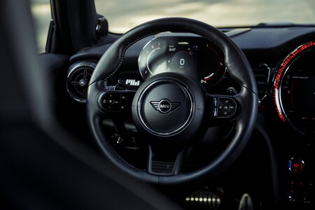 P90452722 Highres Mini John Cooper Wor