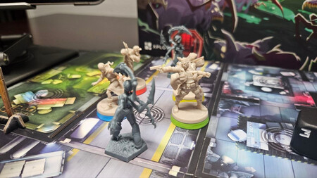 La "consolización" parece ser el futuro de los juegos de mesa, y se traduce en cargar los dados o actualizarles el firmware. Probando Teburu