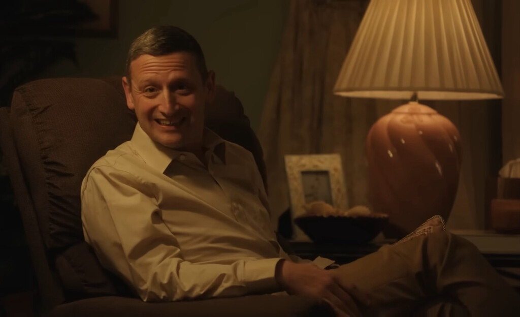 Tim Robinson lleva años siendo en Netflix una de las grandes mentes de la comedia. Ahora da el salto al cine y nos entrega una de las mejores películas del año