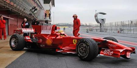 Valentino Rossi podría ir a Ferrari en 2011, según su jefe en Yamaha