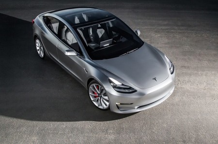 Tesla Model3 1366 2000