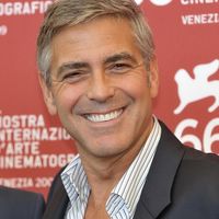 George Clooney ha sido ingresado tras sufrir un accidente de moto en Cerdeña