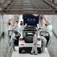 Los impuestos que Europa pone a los autos eléctricos chinos no frenarán su expansión: China mantiene sus ambiciosos planes