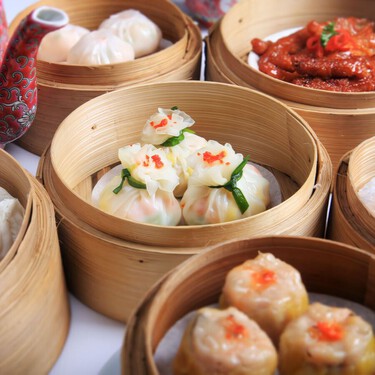 Solo este fin de semana: festival de comida china en Barcelona, con todo tipo de dumplings y fideos estirados a mano