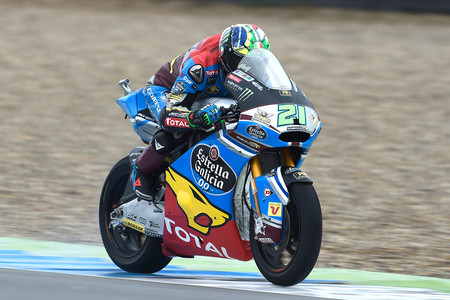 Franco Morbidelli hace méritos para subir a MotoGP ganando una carrera de contacto en Assen