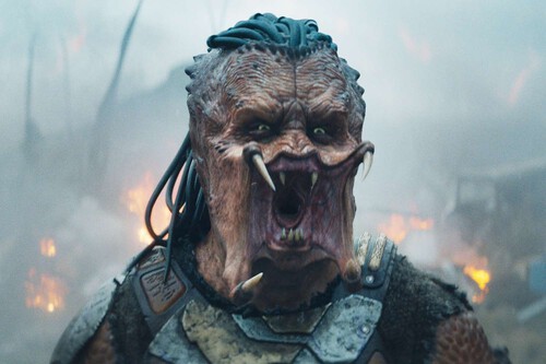 El director de 'Predator: Badlands' desvela el final original y el consejo que le dio James Cameron: "Me insistió mucho en dejarlo así" 