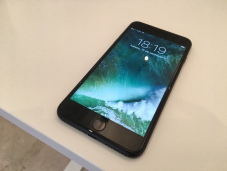 Apple estaría investigando un posible fallo en el modo avión del iPhone 7