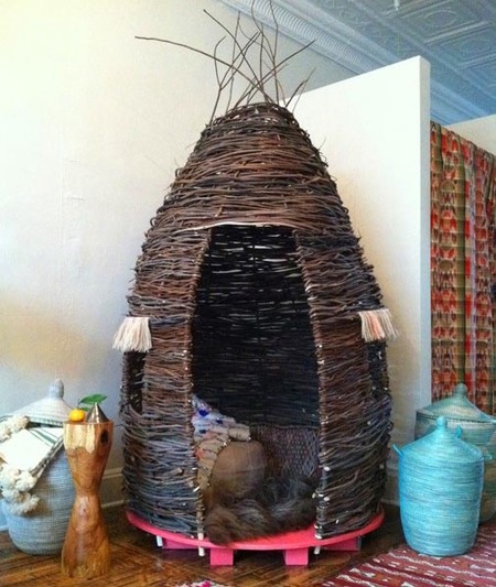 Teepee de mimbre para la habitación infantil
