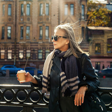 Patricia Vera, entrenadora: "Si con 67 años cada vez te cuesta más subir escaleras, necesitas fortalecer piernas, pero no con ejercicios complicados o cargas elevadas" 