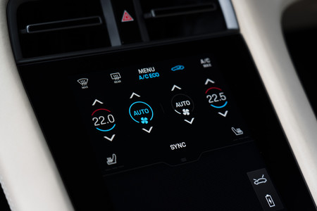 Porsche Taycan prueba contacto