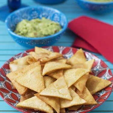 Cómo hacer totopos o nachos caseros. Receta mexicana