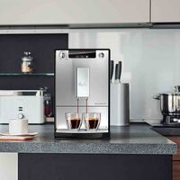 La cafetera superautomática de Melitta favorita de Lidl que está petando la web está más barata en Amazon y llega para Navidad 