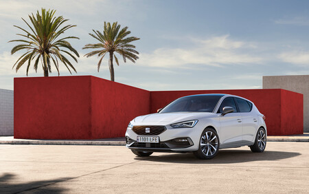 Nuevo SEAT León TGI: llega la variante de gas natural del compacto español, que promete 440 km de autonomía GNC