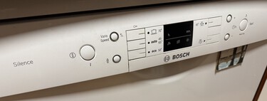 Llevo años con lavavajillas y ahora me entero por el técnico del programa que no debo usar: es un despilfarro