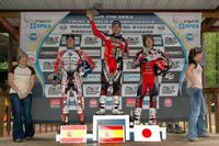 Fujinami y Bou se reparten las victorias en EEUU