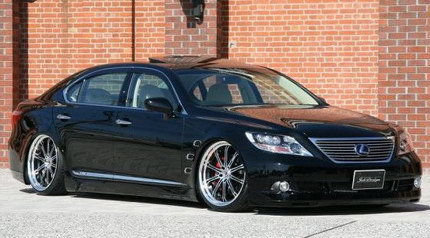 Lexus LS600h por Job Design, un peculiar caballero japonés