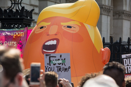 Qué están haciendo las empresas para lidiar con los vetos comerciales impuestos por Trump