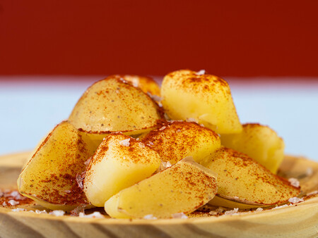 Cómo cocer cachelos gallegos perfectos, la mejor forma de comer patata cocida