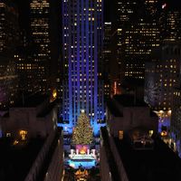 El árbol de Navidad del Rockefeller Center se ilumina para dar comienzo a las navidades 2017